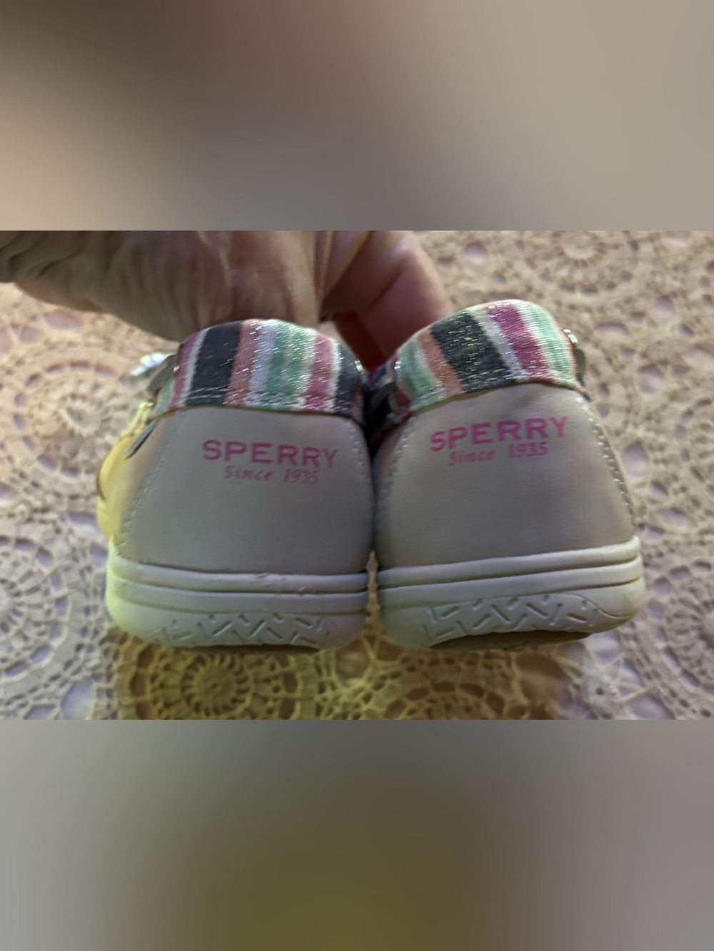 Sperry Top-Sider Kids Leather Shoresider 3-Eye Sparkle Stripe Boat Shoe Youth 4M - Picture 8 of 9